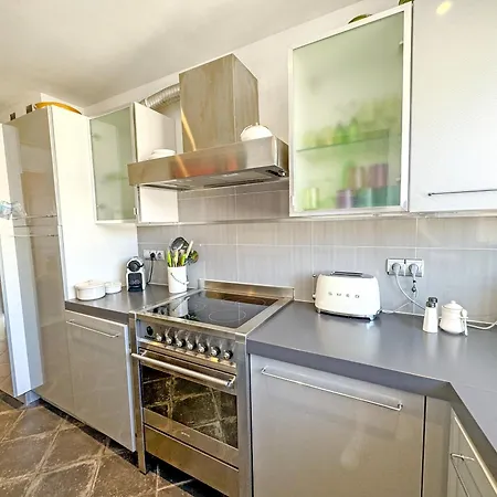 Breathtaking Rooftop Experience On Promenade *