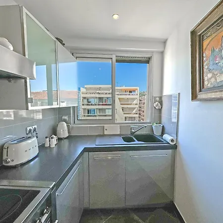 Breathtaking Rooftop Experience On Promenade Apartman *