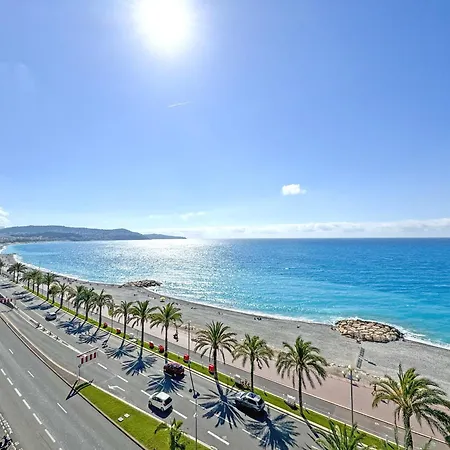 Breathtaking Rooftop Experience On Promenade