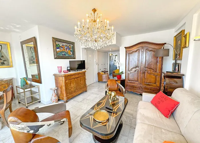 Breathtaking Rooftop Experience On Promenade